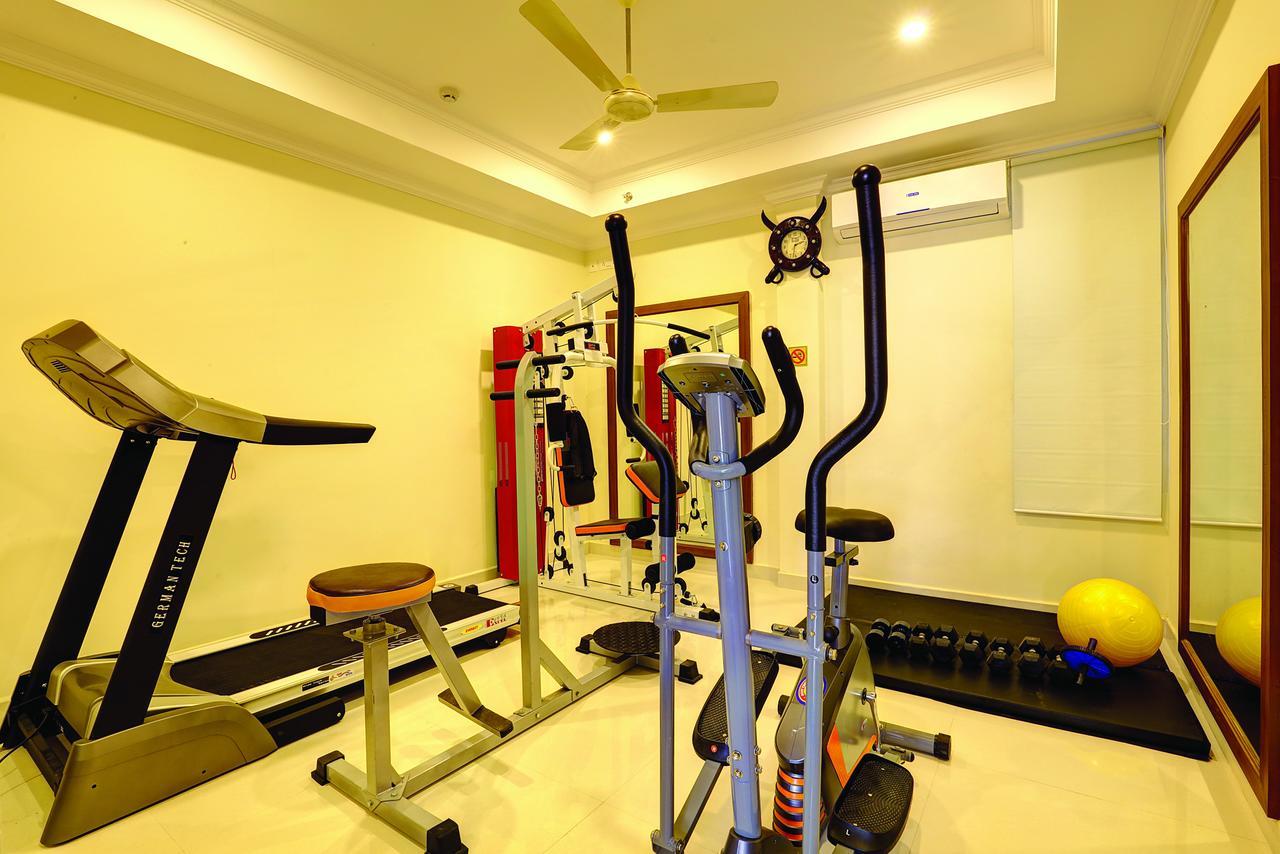 Hotel Floral Park Kottayam Esterno foto